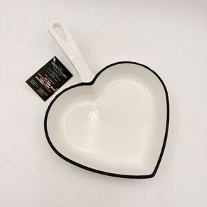 Smith & Clark Ironworks 9 Inch White Heart Shaped Enameled Cast Iron‎ Fry Pan